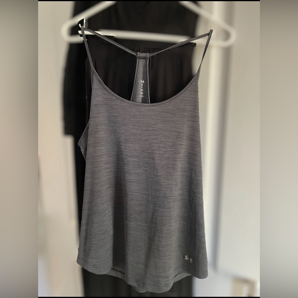 Under armour tank sz L